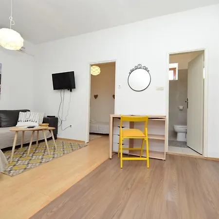 Perovic Apartment Zadar